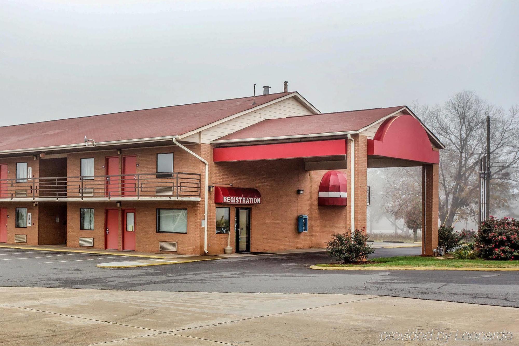 Econo Lodge Richburg Екстериор снимка