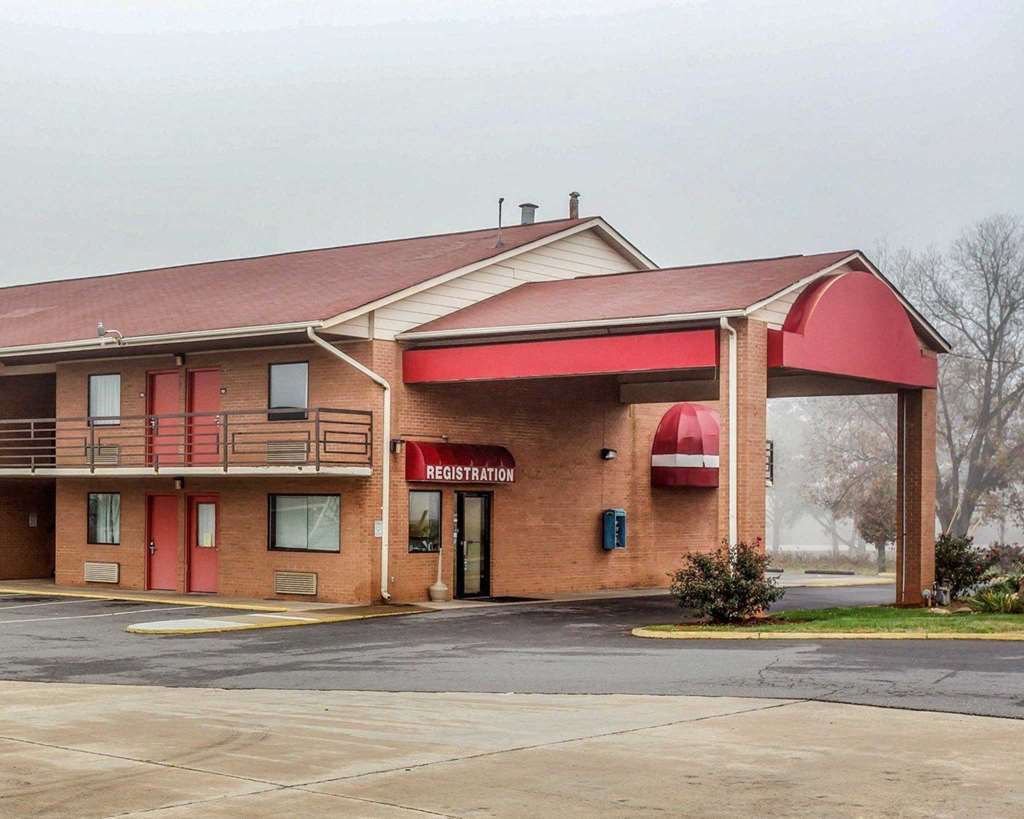 Econo Lodge Richburg Екстериор снимка