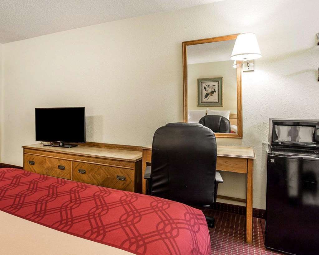 Econo Lodge Richburg Стая снимка