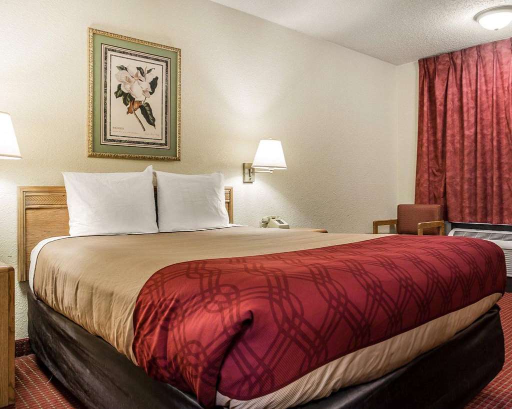 Econo Lodge Richburg Стая снимка